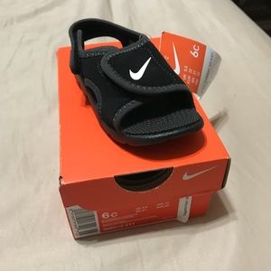 Nike baby/toddler sandals